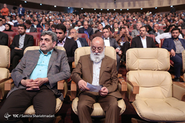 نخستین اجلاس جهانی شوراها و شهردارها 