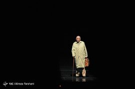 نمایش «راپورت های شبانه دکتر مصدق» به نویسندگی و کارگردانی اصغر خلیلی در تالار وحدت