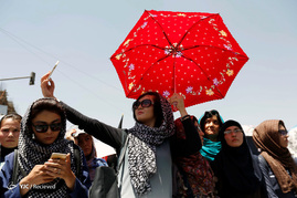 وقوع انفجار انتحاری در میان تظاهرات کنندگان 