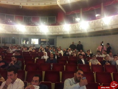 خلوتی پایان مراسم دیشب، به علت طولانی شدن زمان برگزاری آن.