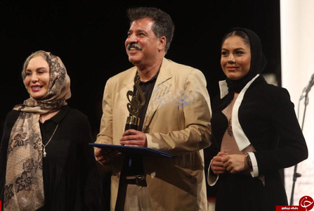 علیرضا رئیسیان هم جایزه بهترین کارگردانی سینمایی را برای »دوران عاشقی» 