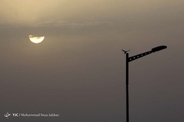شرایط نامساعد در قم بر اثر تداوم حضور ریزگردها