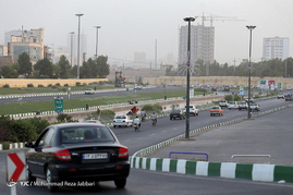شرایط نامساعد در قم بر اثر تداوم حضور ریزگردها