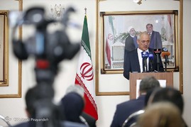 کنفرانس خبری سفیر تاجیکستان در خصوص همایش بین‌المللی تامین دسترسی همگانی به آب و بهداشت