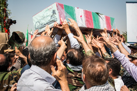 تدفین شهید گمنام در سازمان صنایع هوایی