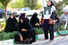 تشییع پیکر دو شهید گمنام دفاع مقدس در شیراز‎
