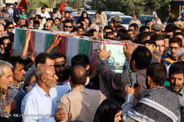 تشییع پیکر دو شهید گمنام دفاع مقدس در شیراز‎
