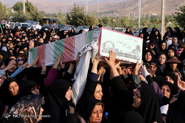 تشییع پیکر دو شهید گمنام دفاع مقدس در شیراز‎
