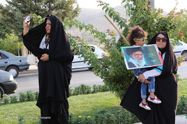 تشییع پیکر دو شهید گمنام دفاع مقدس در شیراز‎
