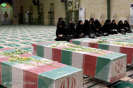 مراسم زیارت عاشورا با حضور پیکرهای شهدای دوران دفاع مقدس - شیراز ‎