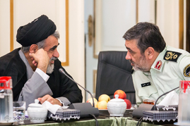 سرتیپ پاسدار حسین اشتری فرمانده نیروی انتظامی و حجت الاسلام سید احمد زرگر دبیر ستاد امر به معروف و نهی از منکر