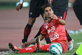 دیدار تیم های فوتبال پرسپولیس تهران و فولاد خوزستان
