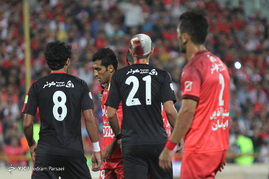 دیدار تیم های فوتبال پرسپولیس تهران و فولاد خوزستان
