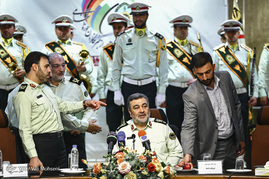 نشست خبری فرمانده ناجا به مناسبت روز خبرنگار

