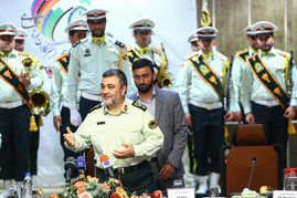 نشست خبری فرمانده ناجا به مناسبت روز خبرنگار
