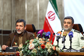نشست خبری فرمانده ناجا به مناسبت روز خبرنگار
