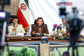 نشست خبری فرمانده ناجا به مناسبت روز خبرنگار
