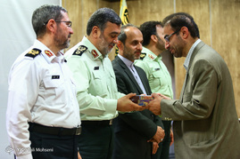 نشست خبری فرمانده ناجا به مناسبت روز خبرنگار

