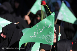 گلباران حرم رضوی در سالروز میلاد حضرت معصومه(س) و روز دختر‎
