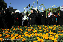 گلباران حرم رضوی در سالروز میلاد حضرت معصومه(س) و روز دختر‎
