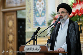 آئین آغاز جشن های دهه کرامت در قم‎
