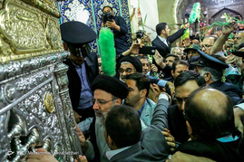 آئین آغاز جشن های دهه کرامت در قم‎
