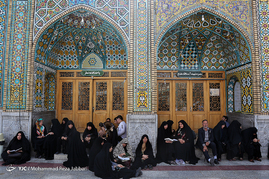 گلباران حرم حضرت معصومه(س) در سالروز میلاد آن حضرت‎
