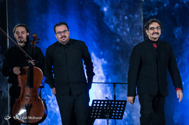 کنسرت موسیقی شهرام و حافظ ناظری در برج میلاد