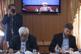 نشست صمیمانه ی وزیر دادگستری با اصحاب رسانه به مناسبت روز خبرنگار
