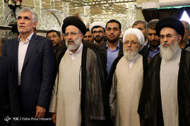کاروان‌های زائران پیاده حرم شاهچراغ(ع)
