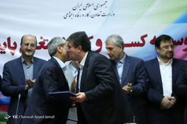 نشست مشترک برنامه توسعه کسب و کار، اشتغال پایدار (تکاپو)
