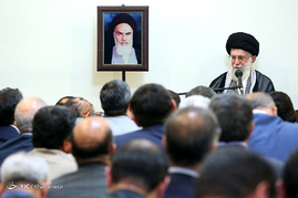دیدار وزیر، معاونان و مدیران وزارت اطلاعات با رهبر معظم انقلاب