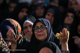آیین نقاره زنی صبح میلاد امام رضا علیه السلام