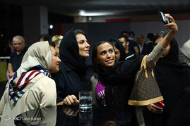 اکران خصوصی فیلم من
