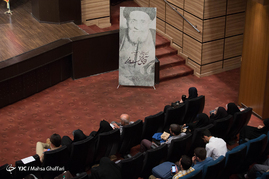 رونمایی از فیلم مستند آقای نخست وزیر