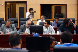 نشست خبری وزیر صنعت، معدن و تجارت