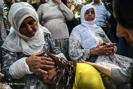 مراسم خاکسپاری قربانیان حادثه خونین غازی انتپ در ترکیه
