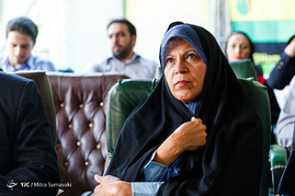 سلسله نشست های نقد و نظر احزاب و آینده اصلاحات

