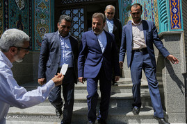 سفر وزیر ارتباطات به قم همزمان با آغاز هفته دولت
