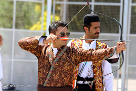 مسابقات تیراندازی با کمان سنتی در شیراز‎
