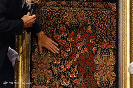 نخستین دوره حراج تخصصی فرش دستباف
