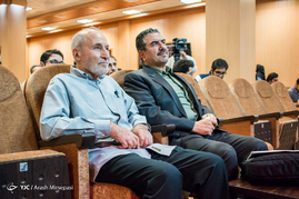 بهزاد نبوی وزیر مشاور و سخنگوی دولت شهید رجایی