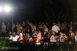مراسم رونمایی از آلبوم سی‌سالگی احسان خواجه‌امیری