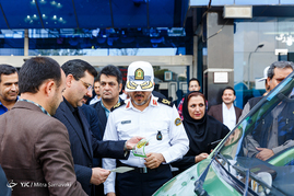 رونمایی از برچسب سرویس مدارس