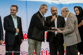 تجلیل از پزشکان سازمانهای تابع وزارت کار، تعاون و رفاه اجتماعی