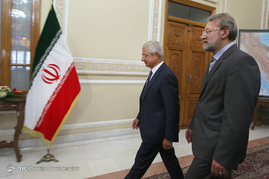 دیدار لاریجانی با رییس مجلس ملی فرانسه