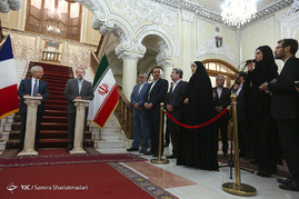 دیدار لاریجانی با رییس مجلس ملی فرانسه