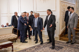 دیدار محمد جواد ظریف با کلود بارتلون رئیس مجلس ملی فرانسه