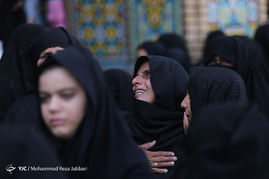 تشییع پیکر پنج شهید مدافع حرم در قم
