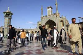 تشییع پیکر پنج شهید مدافع حرم در قم
